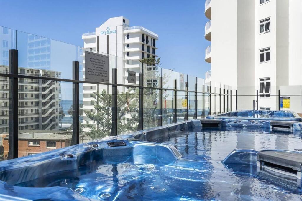 Close To Everything! Beautiful Hotel Studio'S, Sleeps 4 Gold Coast Buitenkant foto