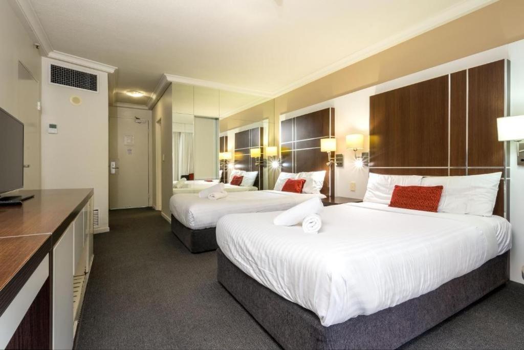 Close To Everything! Beautiful Hotel Studio'S, Sleeps 4 Gold Coast Buitenkant foto