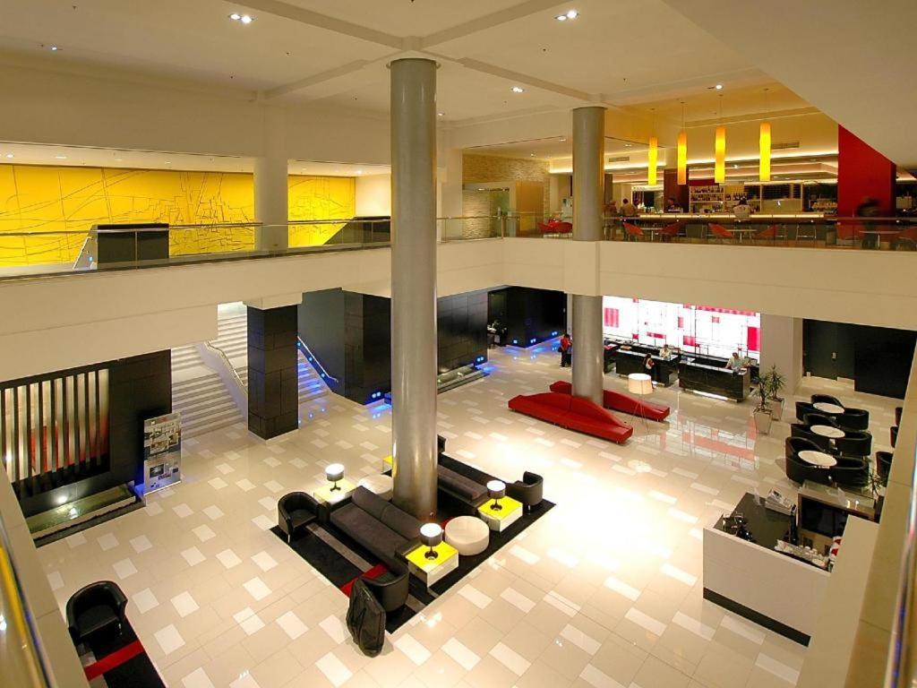 Close To Everything! Beautiful Hotel Studio'S, Sleeps 4 Gold Coast Buitenkant foto
